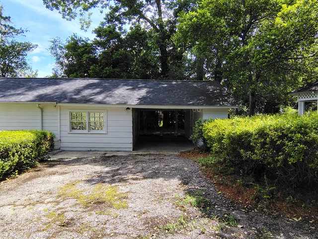 $220,000 | 406 Thames Street, Manning, SC 29102