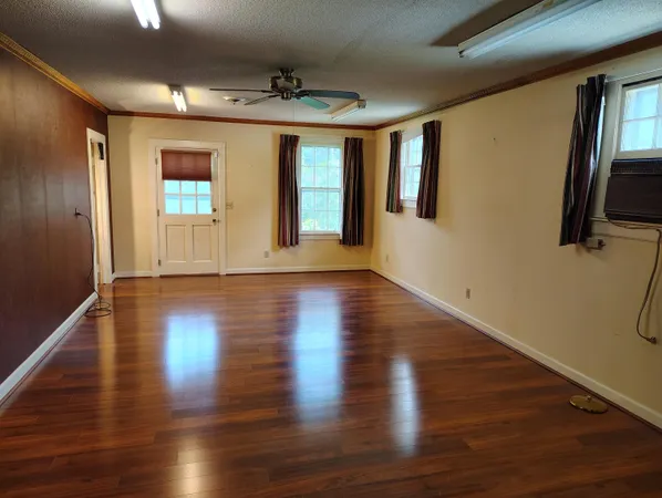 $220,000 | 406 Thames Street, Manning, SC 29102