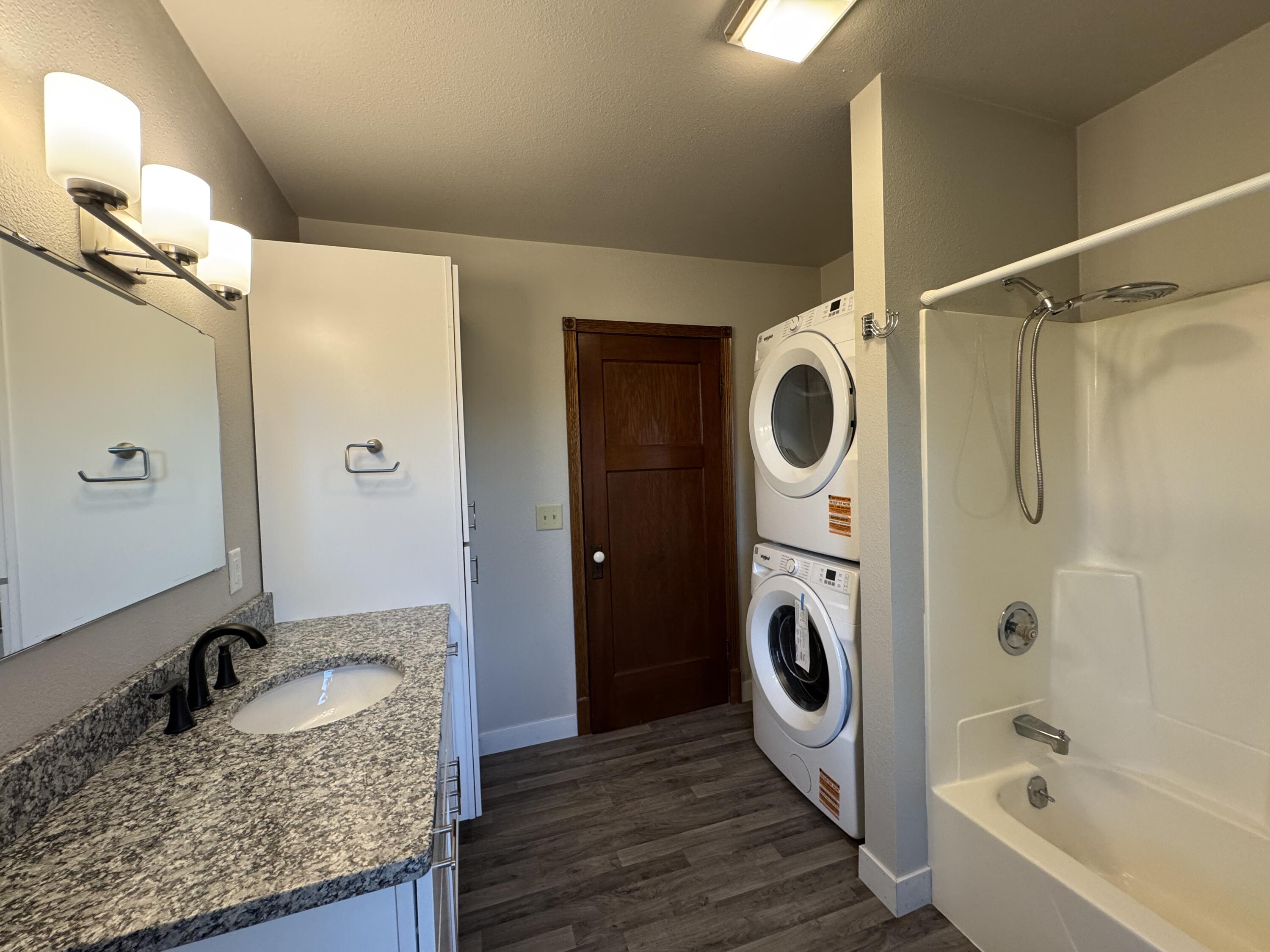 N5151 County Rd J Burns, WI 54614 - Photo 3 of 14 IMG_2894