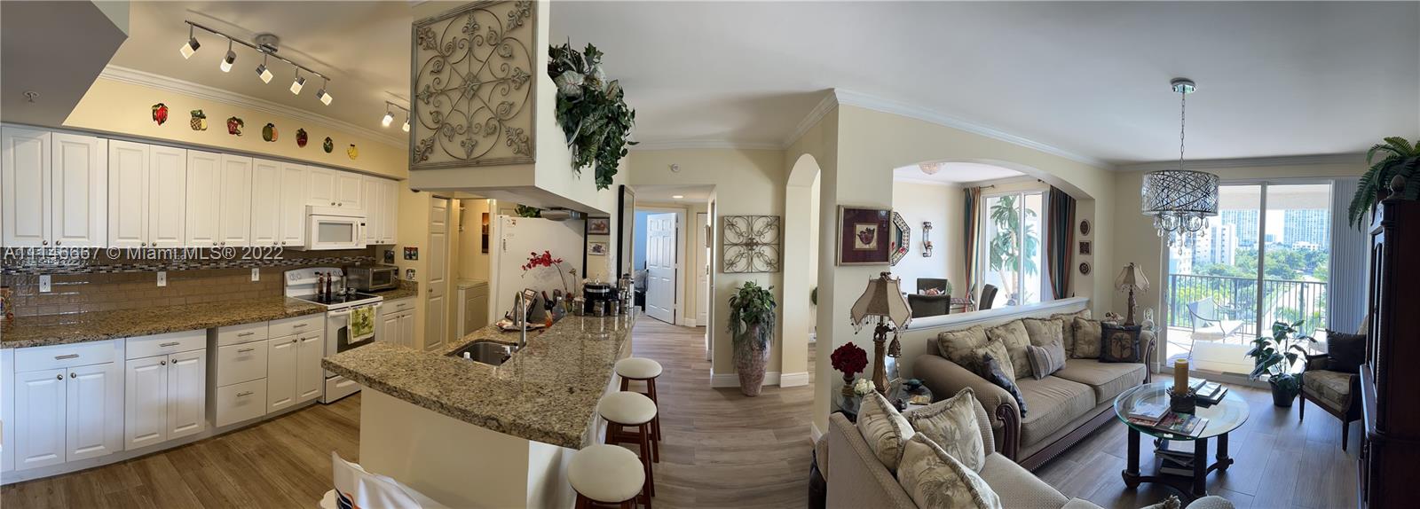 17100 North Bay Road, Unit 1701 Sunny Isles Beach, FL 33160 - Photo 3 of 84