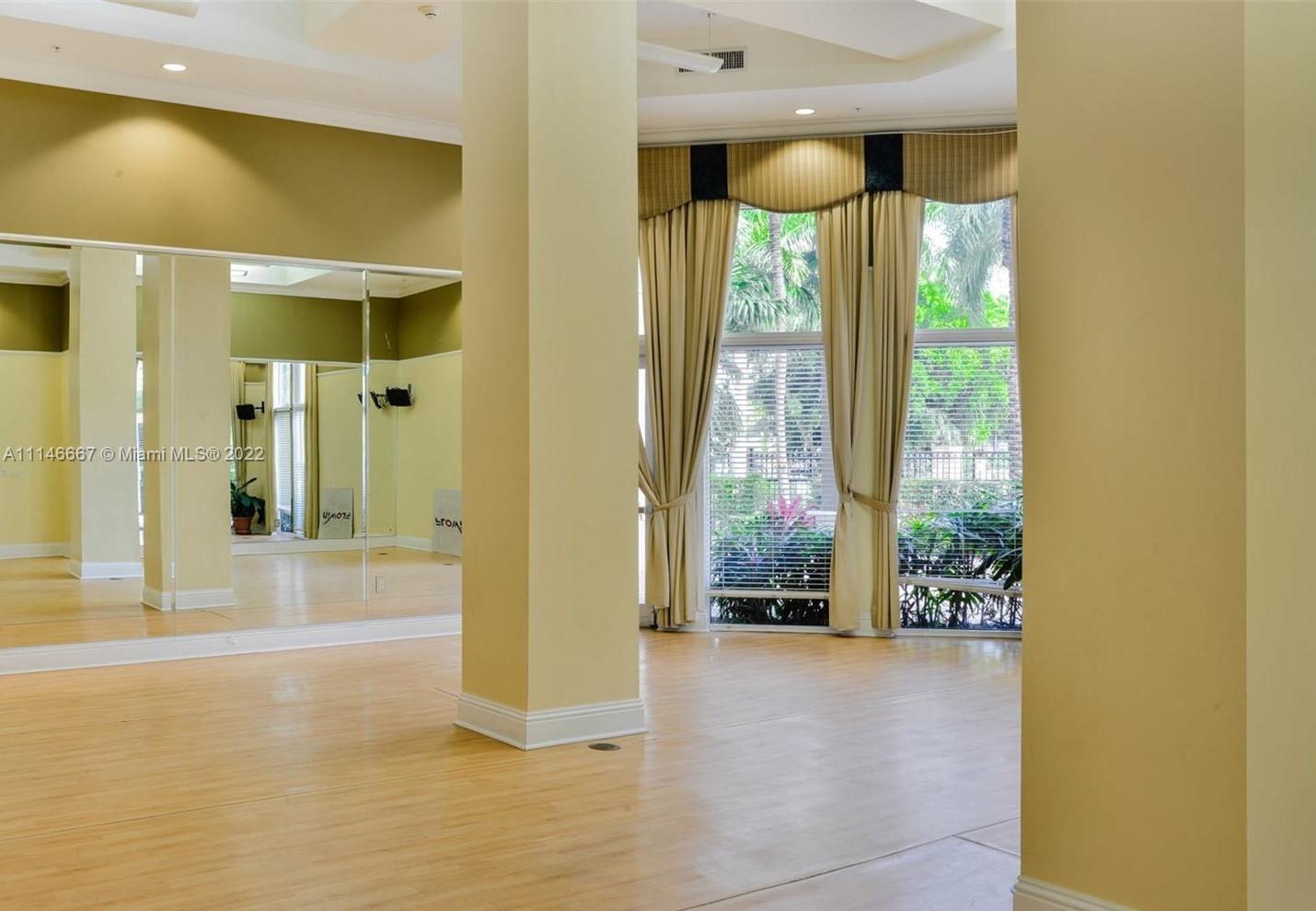 17100 North Bay Road, Unit 1701 Sunny Isles Beach, FL 33160 - Photo 65 of 84