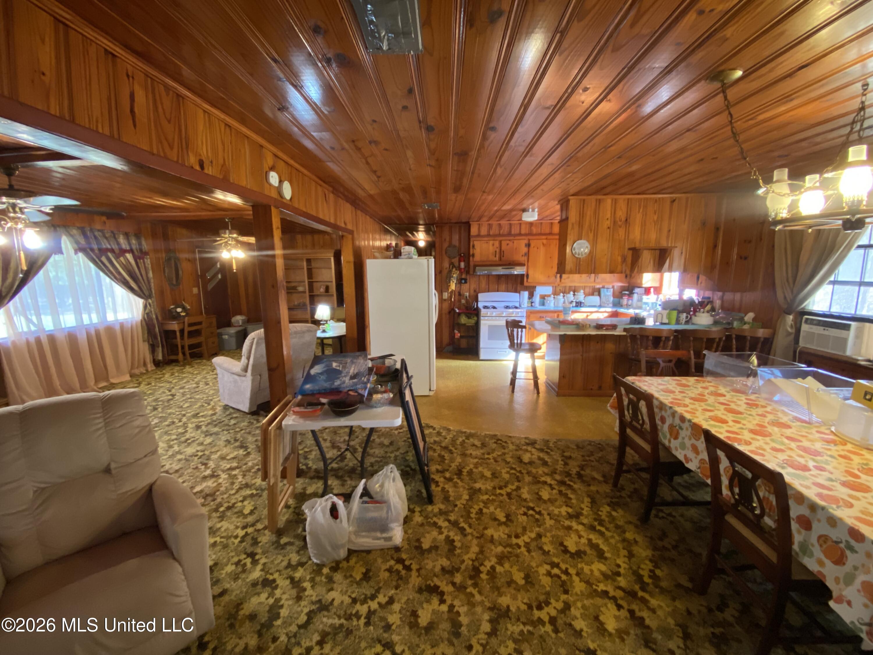 2325 Lindsey Road Morton, MS 39117 - Photo 13 of 16 IMG_3170