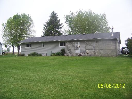 17580 Frazier Road Sandwich, IL 60548 - Photo 2 of 16