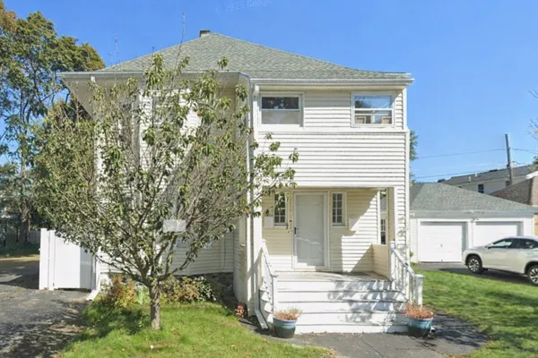 $3,100 | 38 Milton Street, Unit 1, North Andover, MA 01845