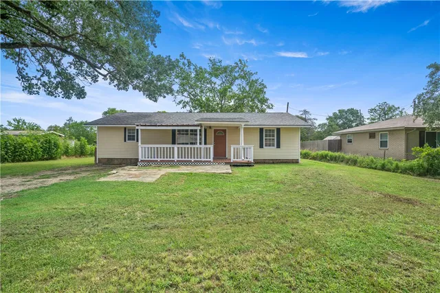 $185,000 | 23242 Farm To Market 244, Iola, TX 77861