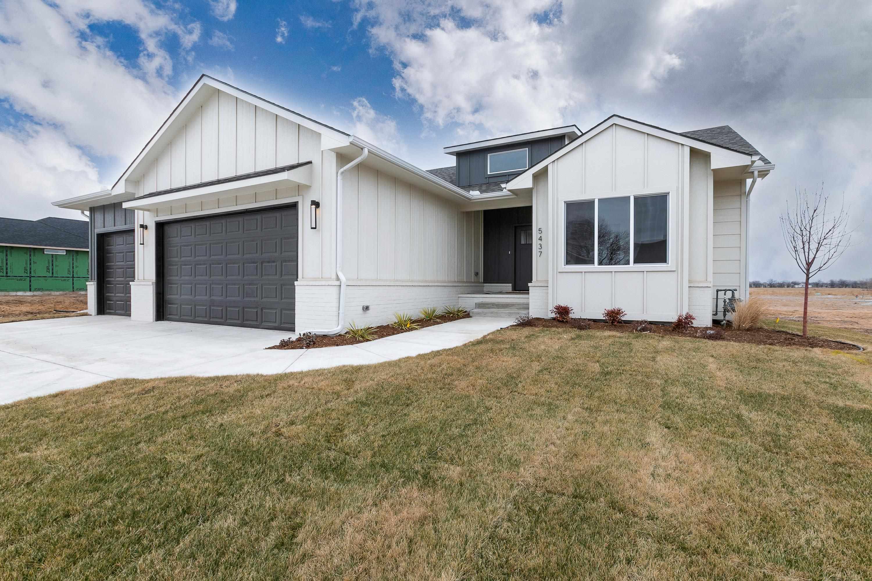 5437 North St Paul Street Wichita, KS 67204 - Photo 3 of 36