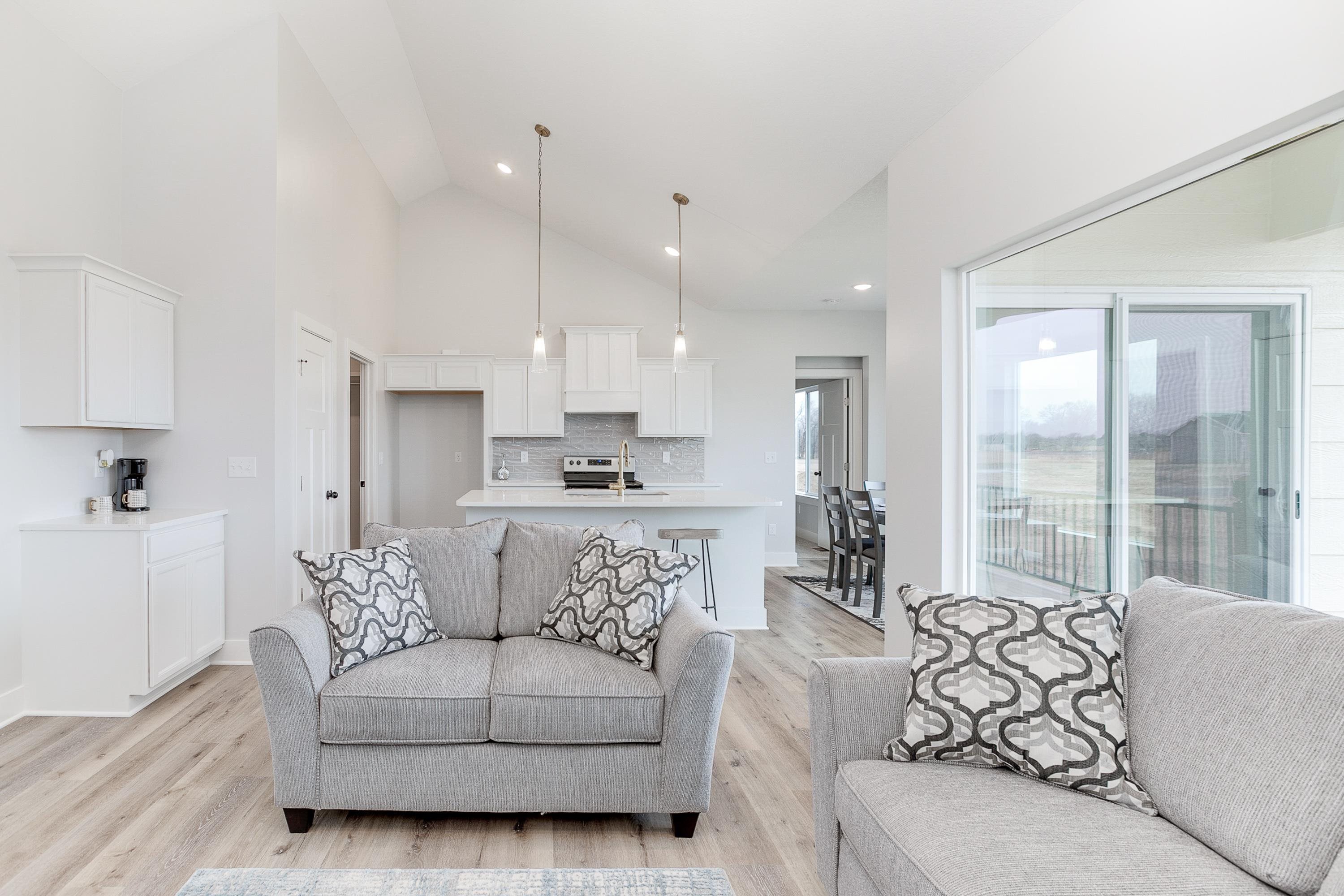 5437 North St Paul Street Wichita, KS 67204 - Photo 8 of 36