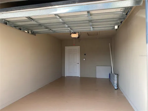 $3,750 | 5664 Palmer Circle, Unit 202, Bradenton, FL 34211