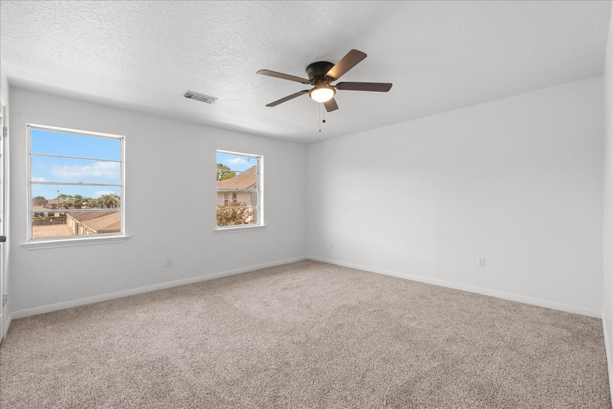12278 Beamer Road Houston, TX 77089 - Photo 14 of 26 Gallery Image 14