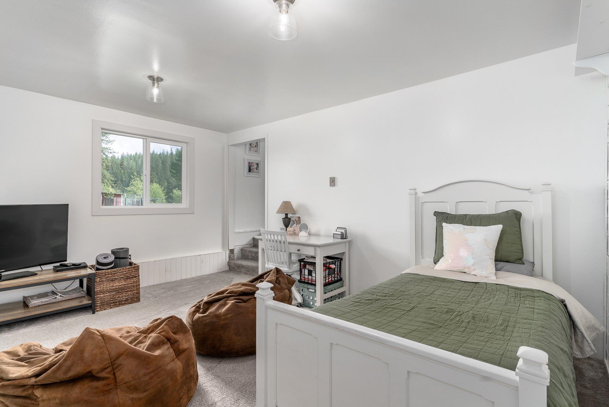 15928 North Forker Road Spokane, WA 99217 - Photo 16 of 49