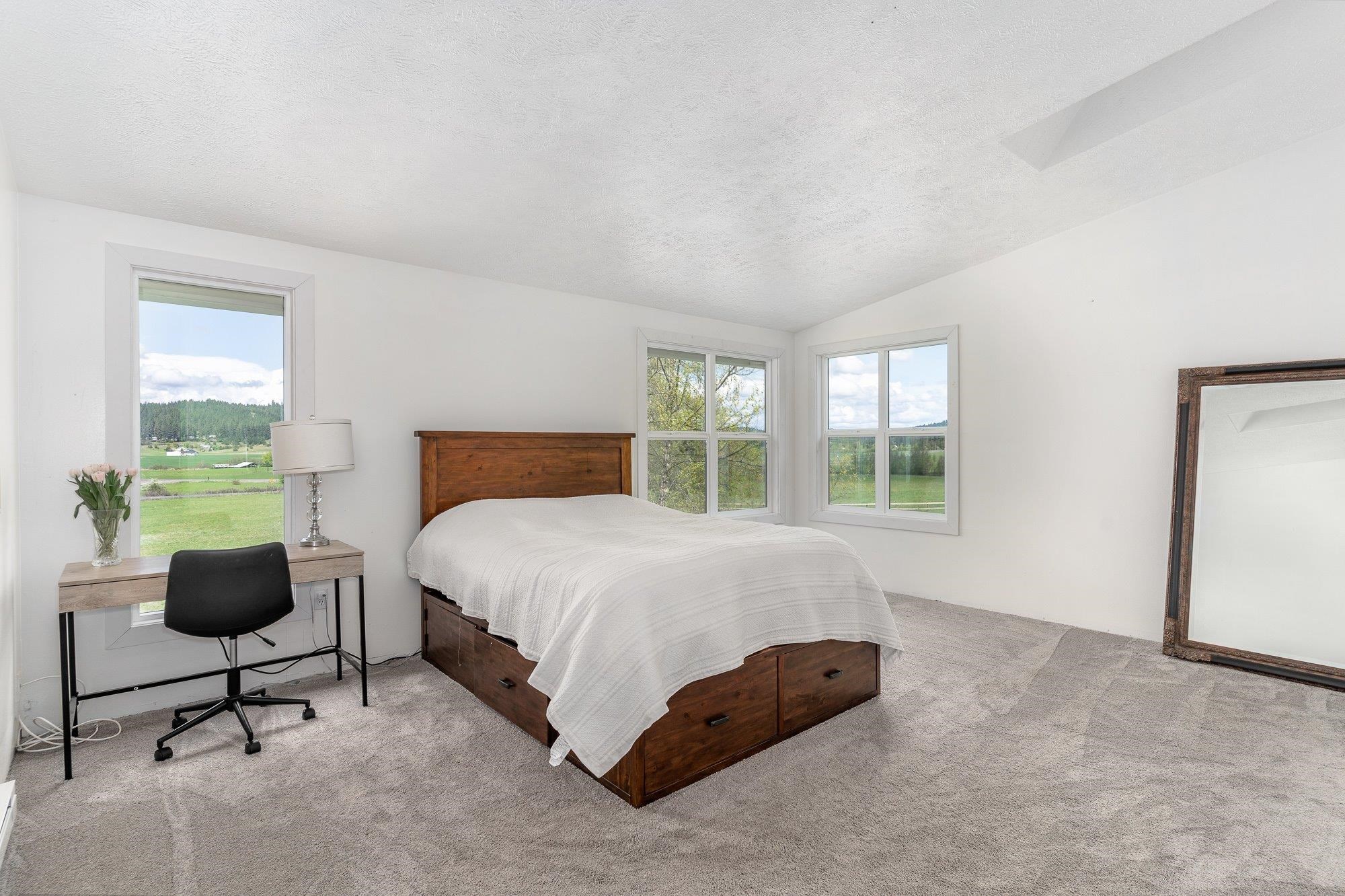 15928 North Forker Road Spokane, WA 99217 - Photo 17 of 49