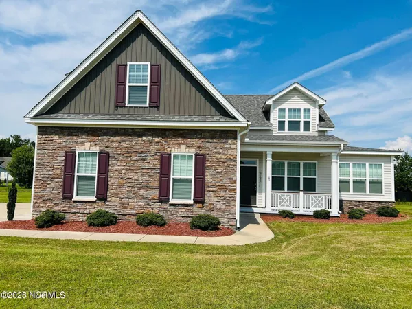 $3,000 | 3135 Emery Drive, Greenville, NC 27858