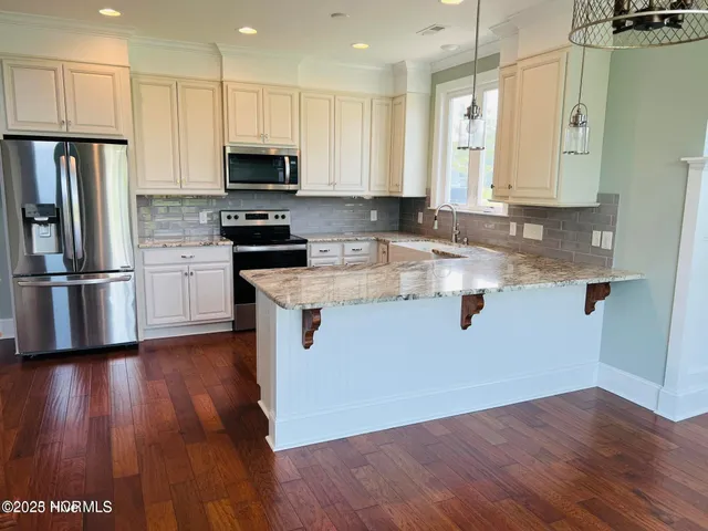 $3,000 | 3135 Emery Drive, Greenville, NC 27858