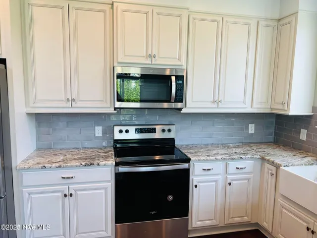 $3,000 | 3135 Emery Drive, Greenville, NC 27858