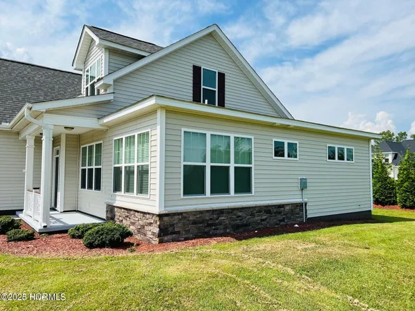 $3,000 | 3135 Emery Drive, Greenville, NC 27858