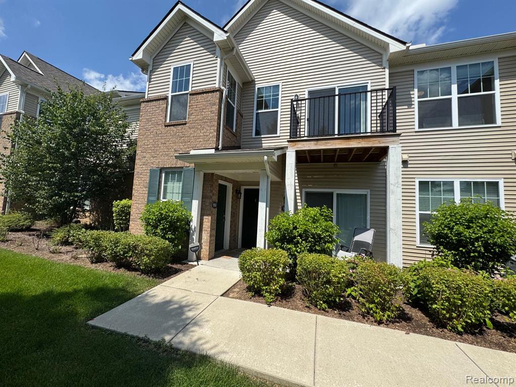 9960 Ridge Run Street Howell, MI 48855 - Photo 1 of 26