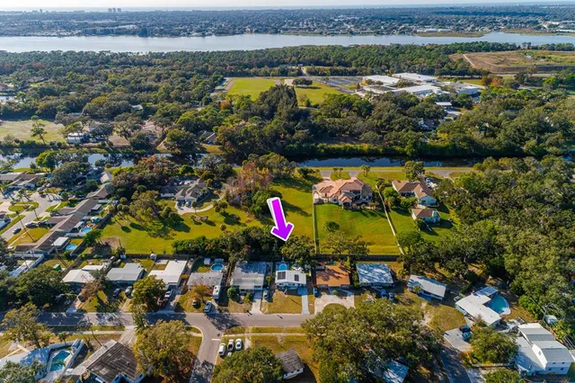 $325,000 | 9122 94th Street North, Seminole, FL 33777