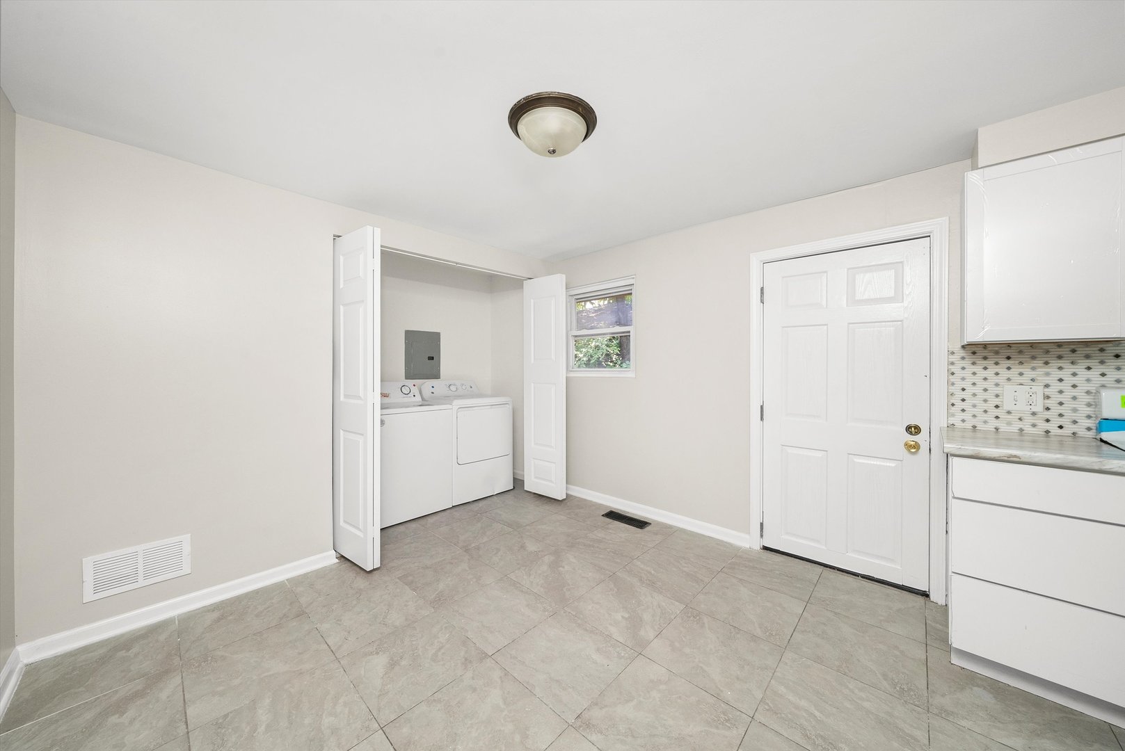 14616 Shepard Drive Dolton, IL 60419 - Photo 11 of 20