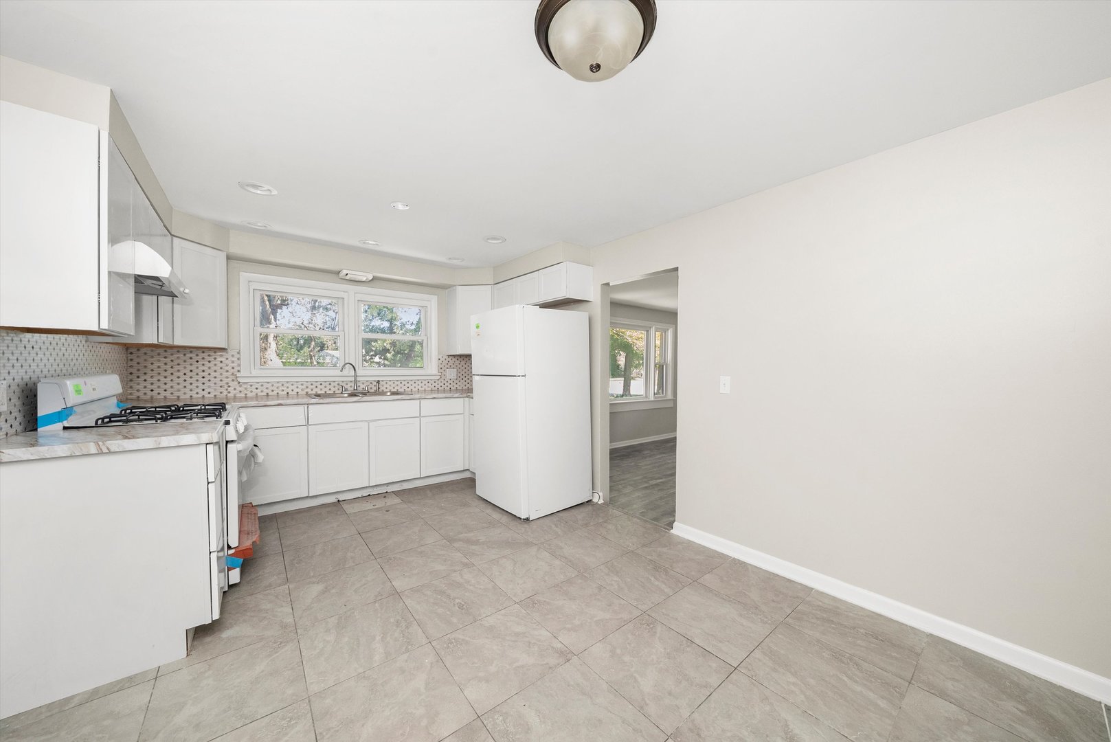 14616 Shepard Drive Dolton, IL 60419 - Photo 10 of 20