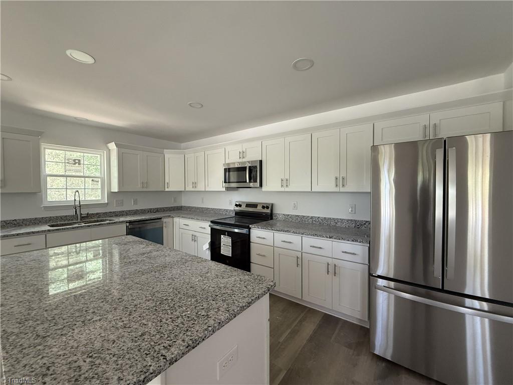 219 Tower Road Thomasville, NC 27360 - Photo 14 of 33