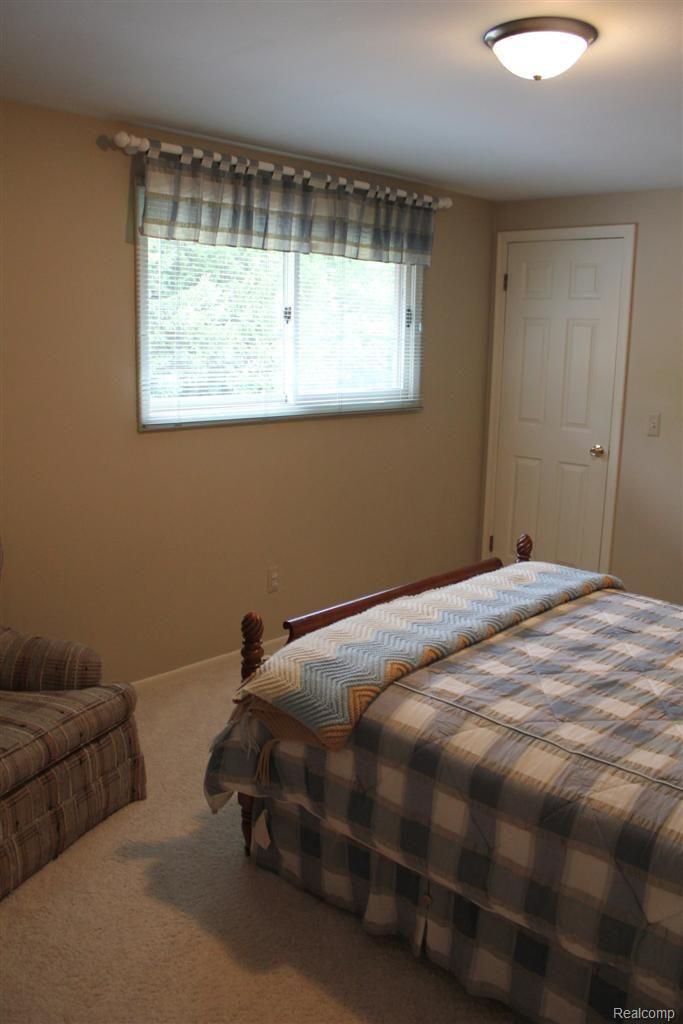1886 Chelsea Court Rochester, MI 48306 - Photo 15 of 25 Bedroom 4