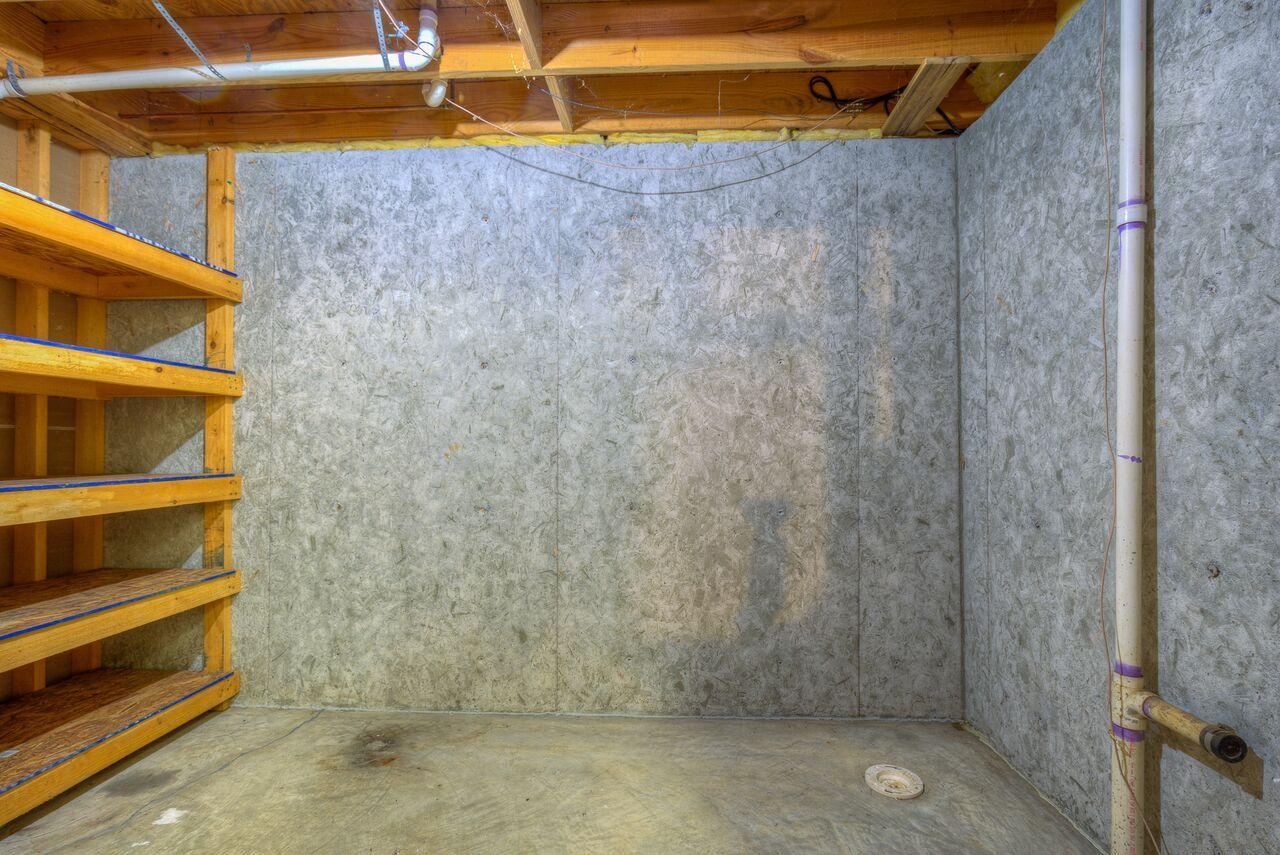 224 Shade Hollow Road Blue Ridge, VA 24064 - Photo 27 of 38 a bathroom with a shower