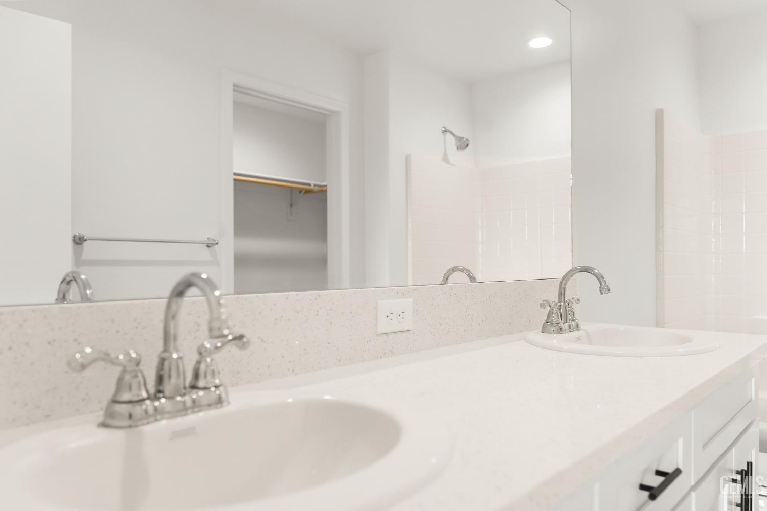 Undisclosed Address Bakersfield, CA 93307 - Photo 32 of 39