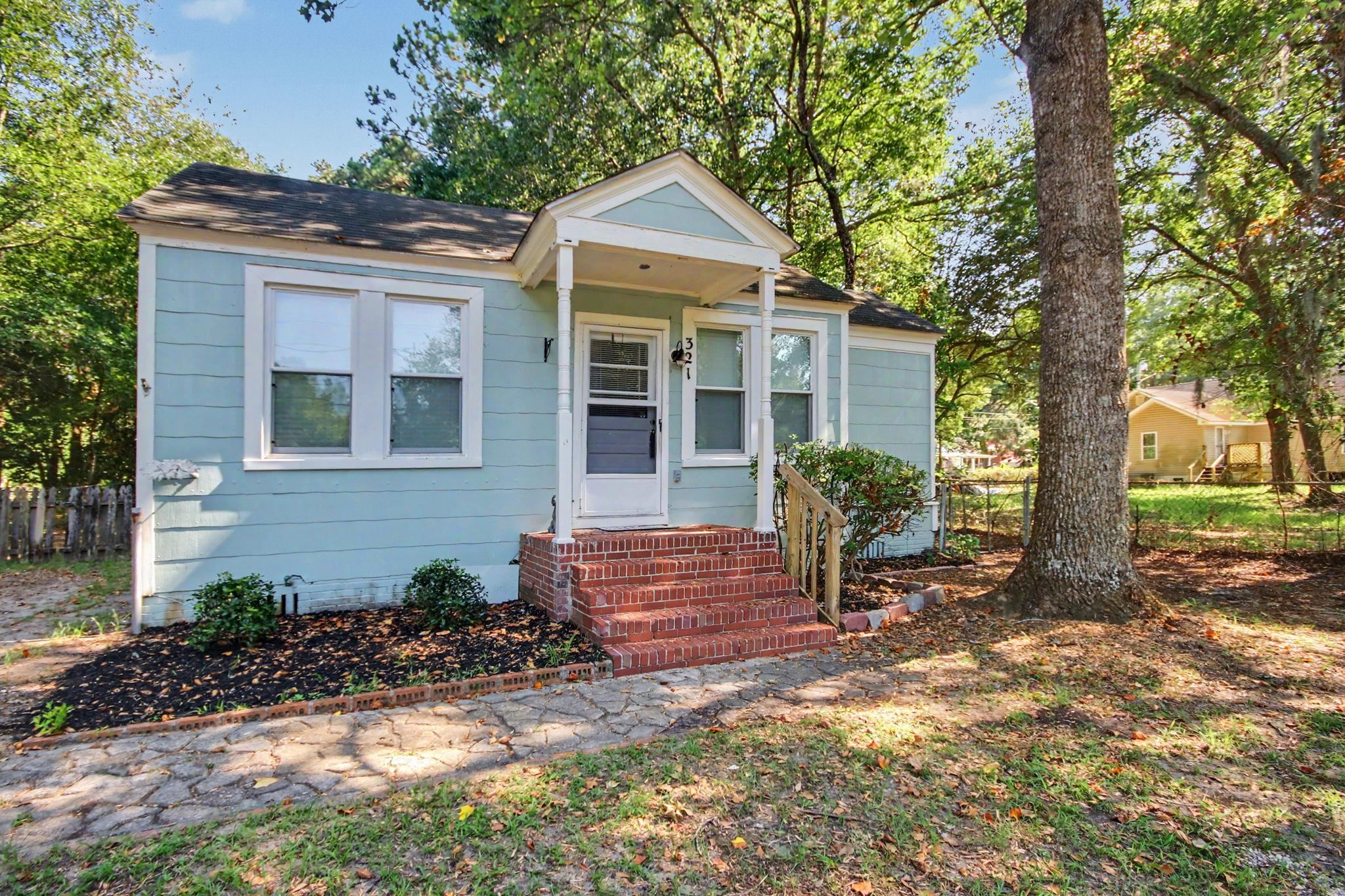 321 Park Street Georgetown, SC 29440 - Photo 2 of 30