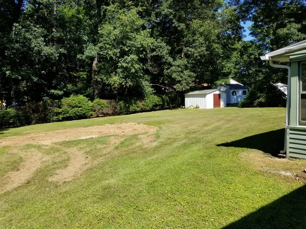 39 Bates Road Westfield, MA 01085 - Photo 20 of 20 Gallery Image 20