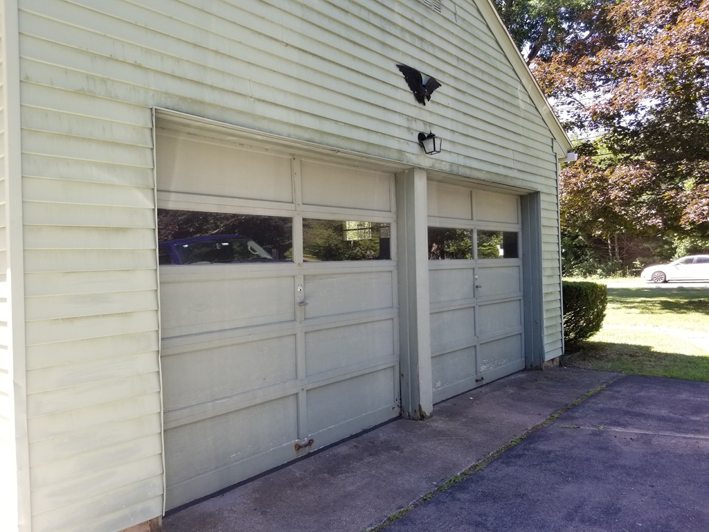 39 Bates Road Westfield, MA 01085 - Photo 5 of 20 Gallery Image 5
