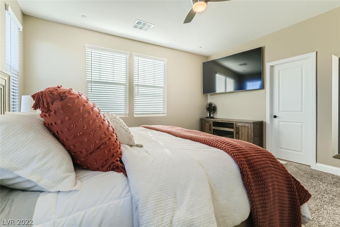 897 East Sunset Road Henderson, NV 89011 - Photo 12 of 35 Gallery Image 12