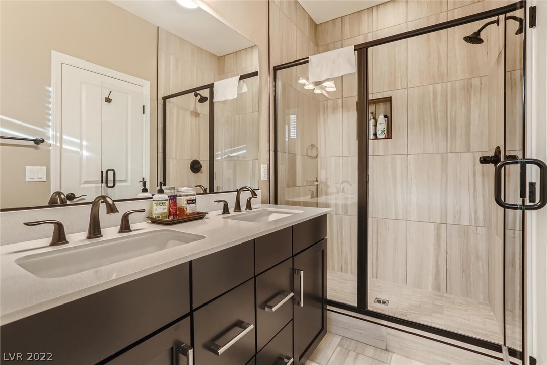 897 East Sunset Road Henderson, NV 89011 - Photo 14 of 35 Gallery Image 14