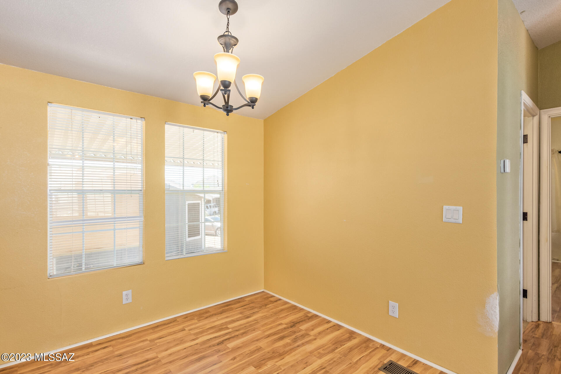 6207 South Barrister Road Tucson, AZ 85746 - Photo 8 of 28 Dining Area