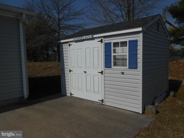 $252,000 | 36 Fort Lee Drive, Manahawkin, NJ 08050
