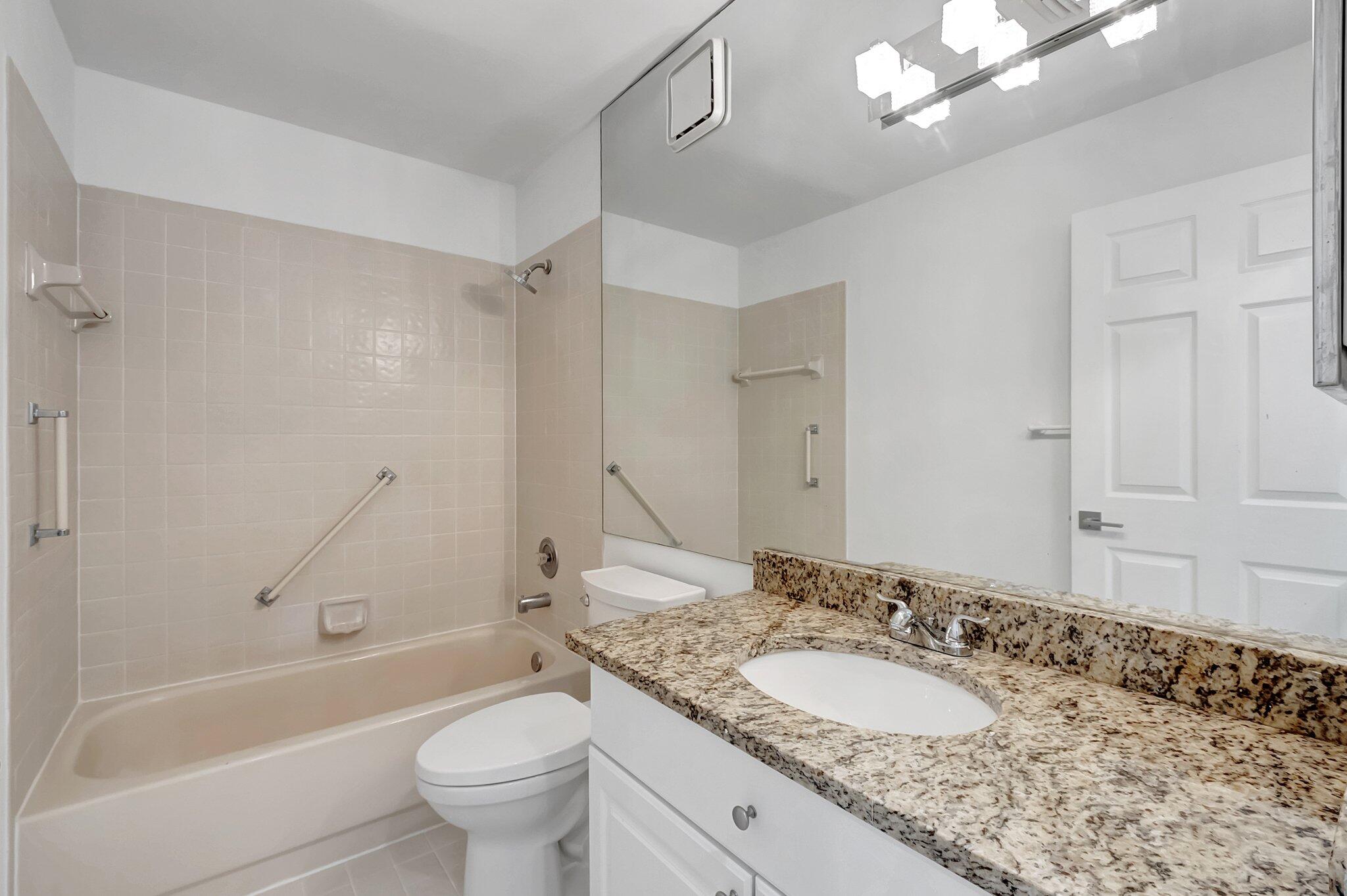 17070 Boca Club Boulevard, Unit 2 Boca Raton, FL 33487 - Photo 37 of 72 IMG_2835