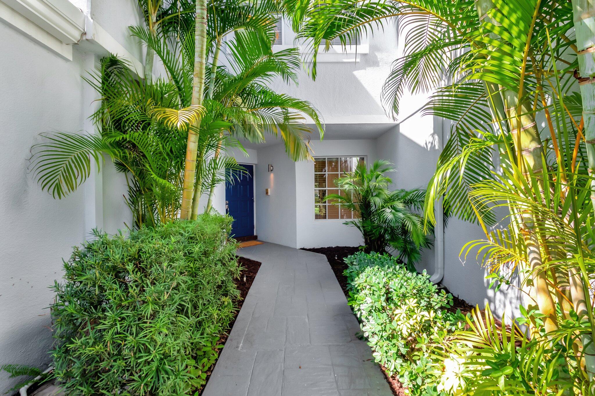 17070 Boca Club Boulevard, Unit 2 Boca Raton, FL 33487 - Photo 4 of 72 IMG_2808