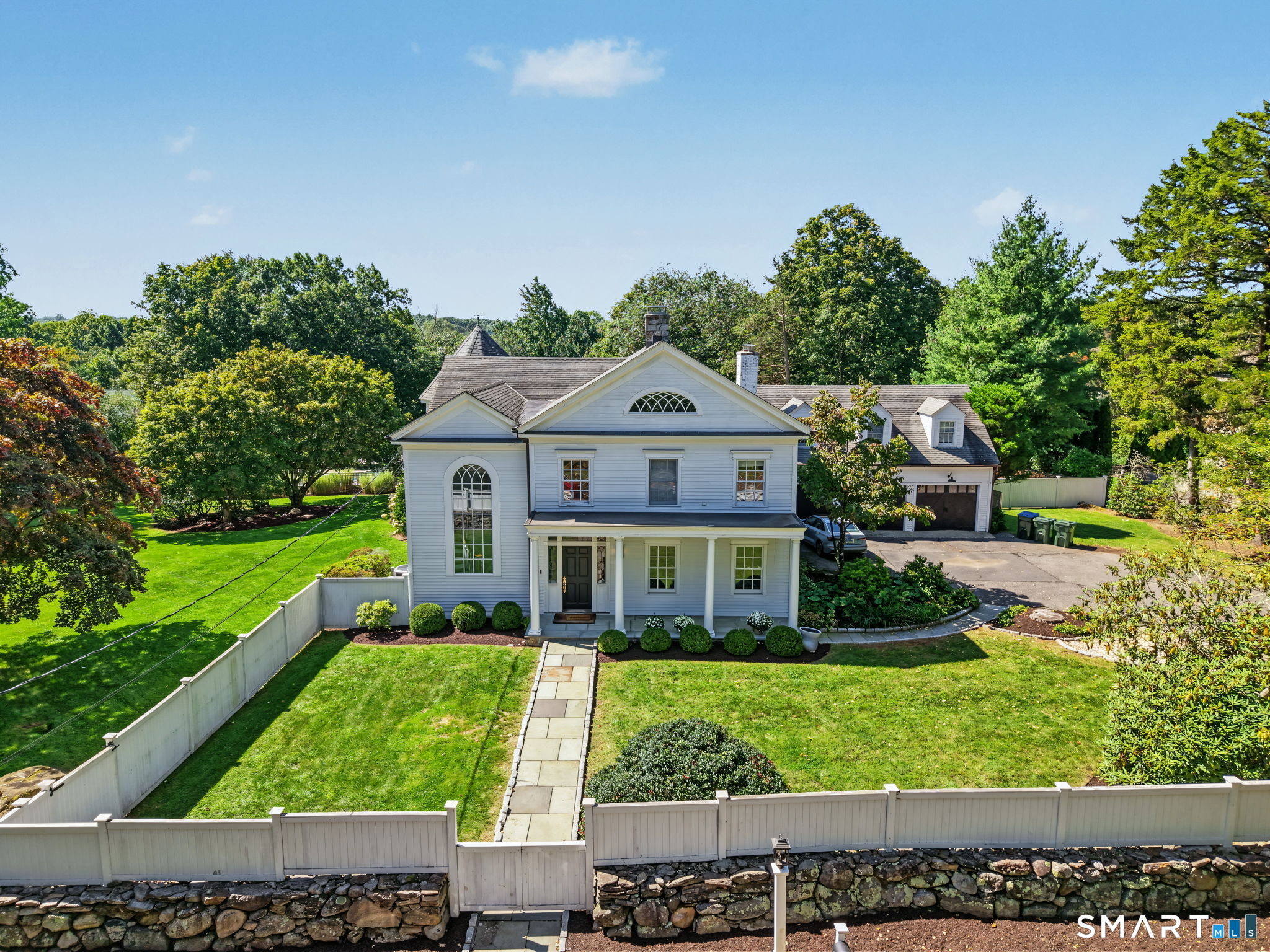 2493 Redding Road Fairfield, CT 06824 - Photo 3 of 40 Gallery Image 3