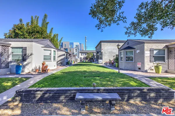 $2,545 | 1855 Euclid Street, Unit 1851C, Santa Monica, CA 90404