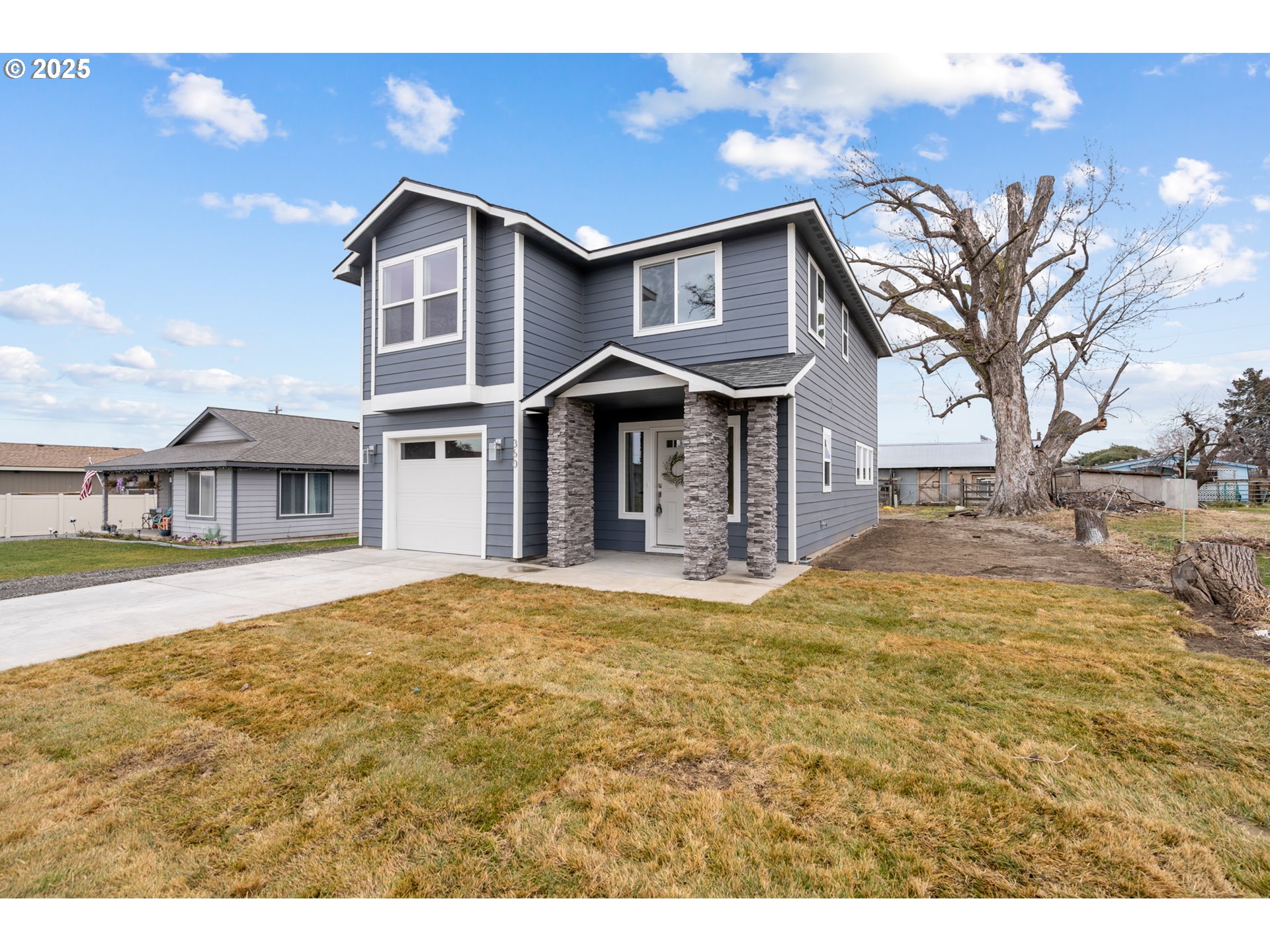 360 Southeast 4th Street Irrigon, OR 97844 - Photo 3 of 36