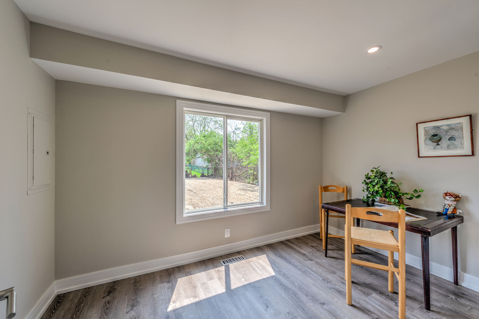 178 Queenswood Road Bolingbrook, IL 60440 - Photo 16 of 26 a workspace with furniture window and wooden floor
