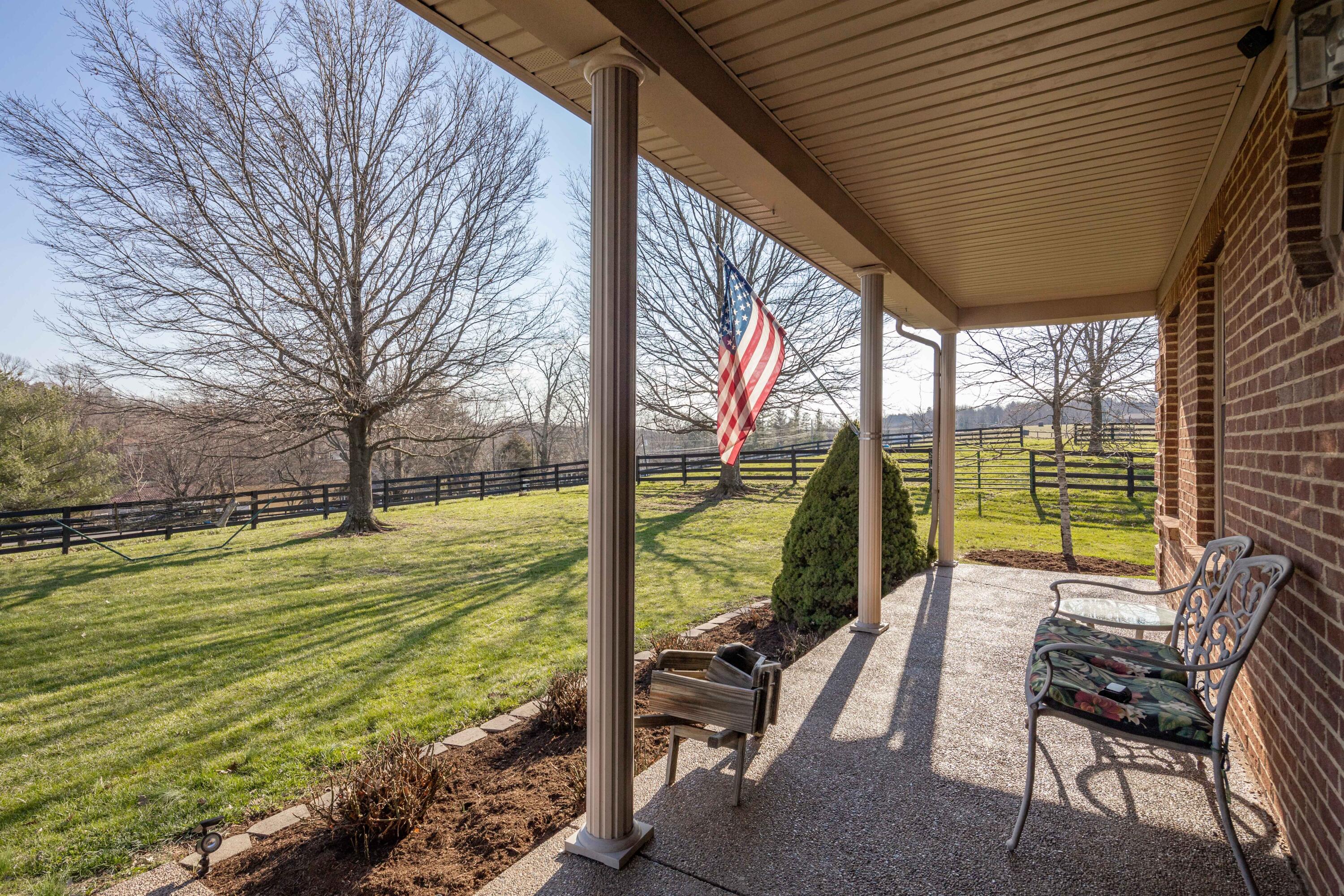 4909 Chenault Bridge Road Danville, KY 40422 - Photo 6 of 48 4909 Chenault Bridge (37 of 42)