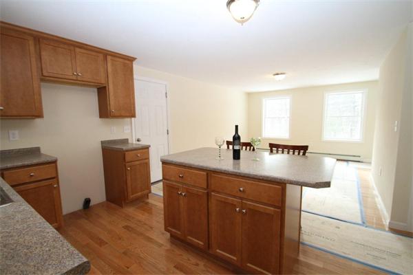 133 Gulf Road Northwood, NH 03261 - Photo 4 of 24 Gallery Image 4