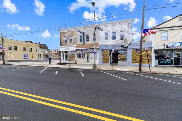 $449,000 | 117 South Pavilion Avenue, Riverside, NJ 08075