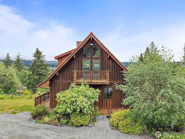 $950,000 | 16732 249th Street East, Orting, WA 98360