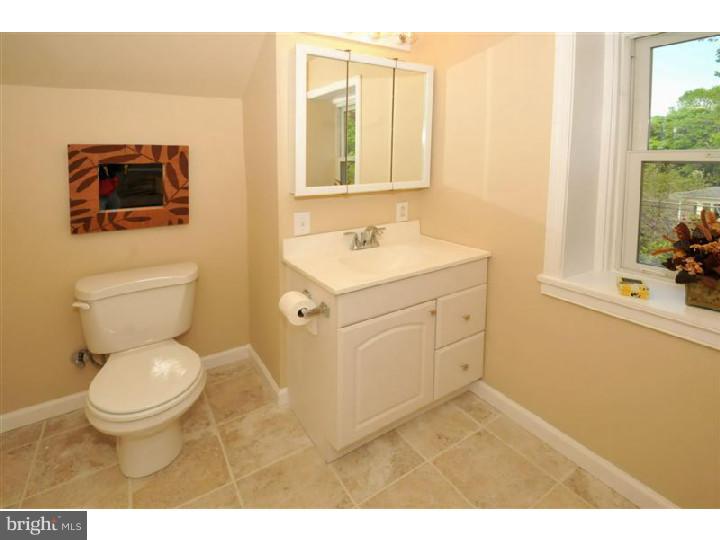 300 Clement Road Jenkintown, PA 19046 - Photo 10 of 25
