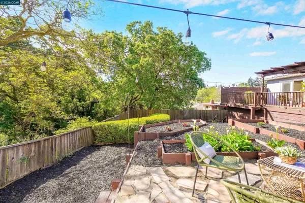 $685,000 | 3121 Pine Street, Martinez, CA 94553