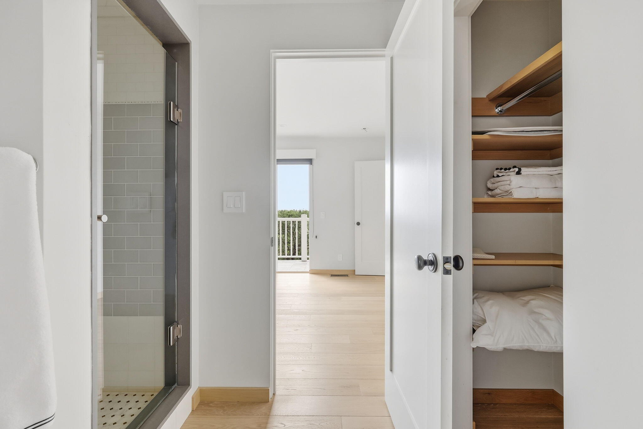 2870 Torito Road Santa Barbara, CA 93108 - Photo 22 of 36 Primary Bathroom