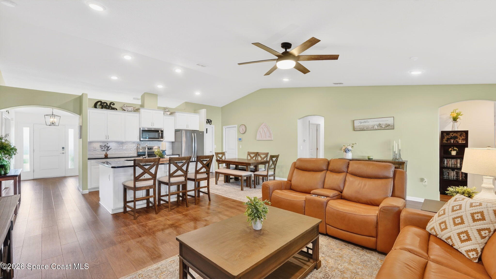 145 Benchor Road Northwest Palm Bay, FL 32907 - Photo 13 of 41 Family Room