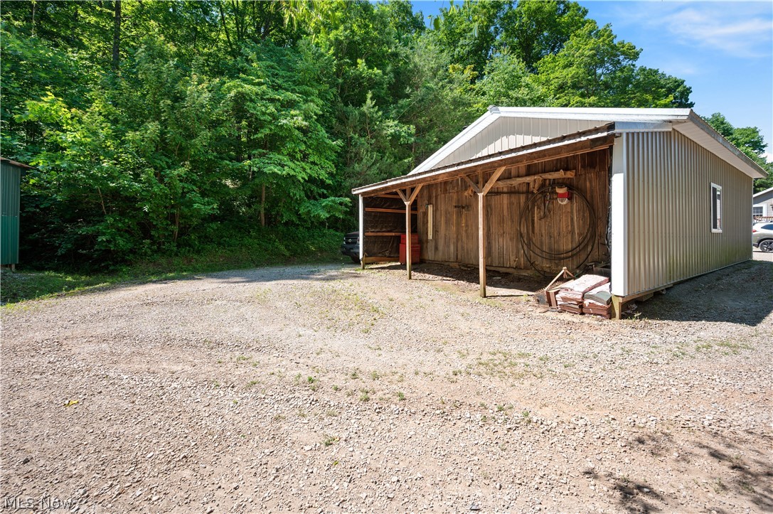 26601 Huckleberry Road Coolville, OH 45723 - Photo 4 of 33