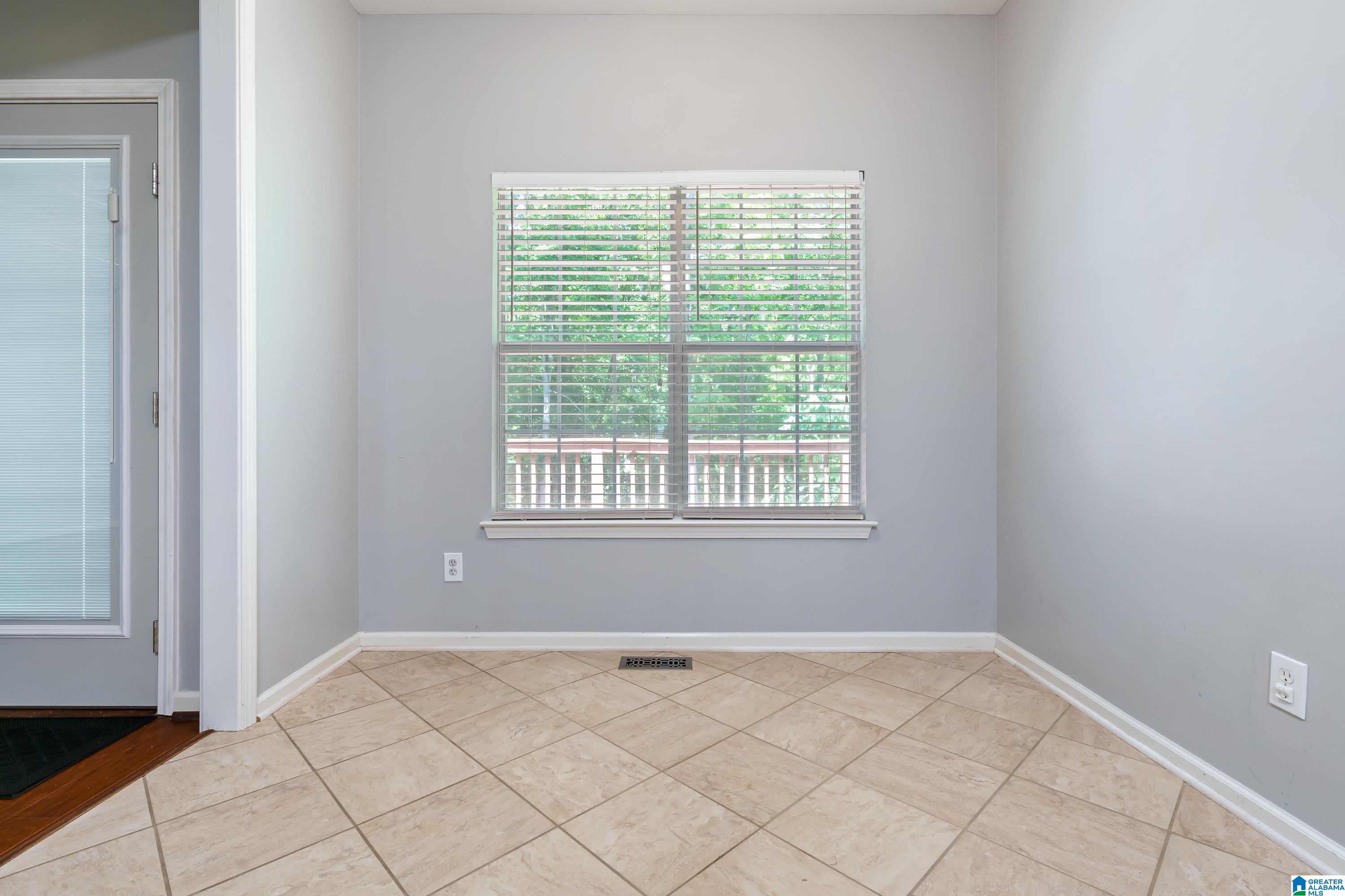 212 Windstone Parkway Chelsea, AL 35043 - Photo 10 of 35